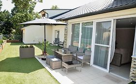Media Apartmanhaz